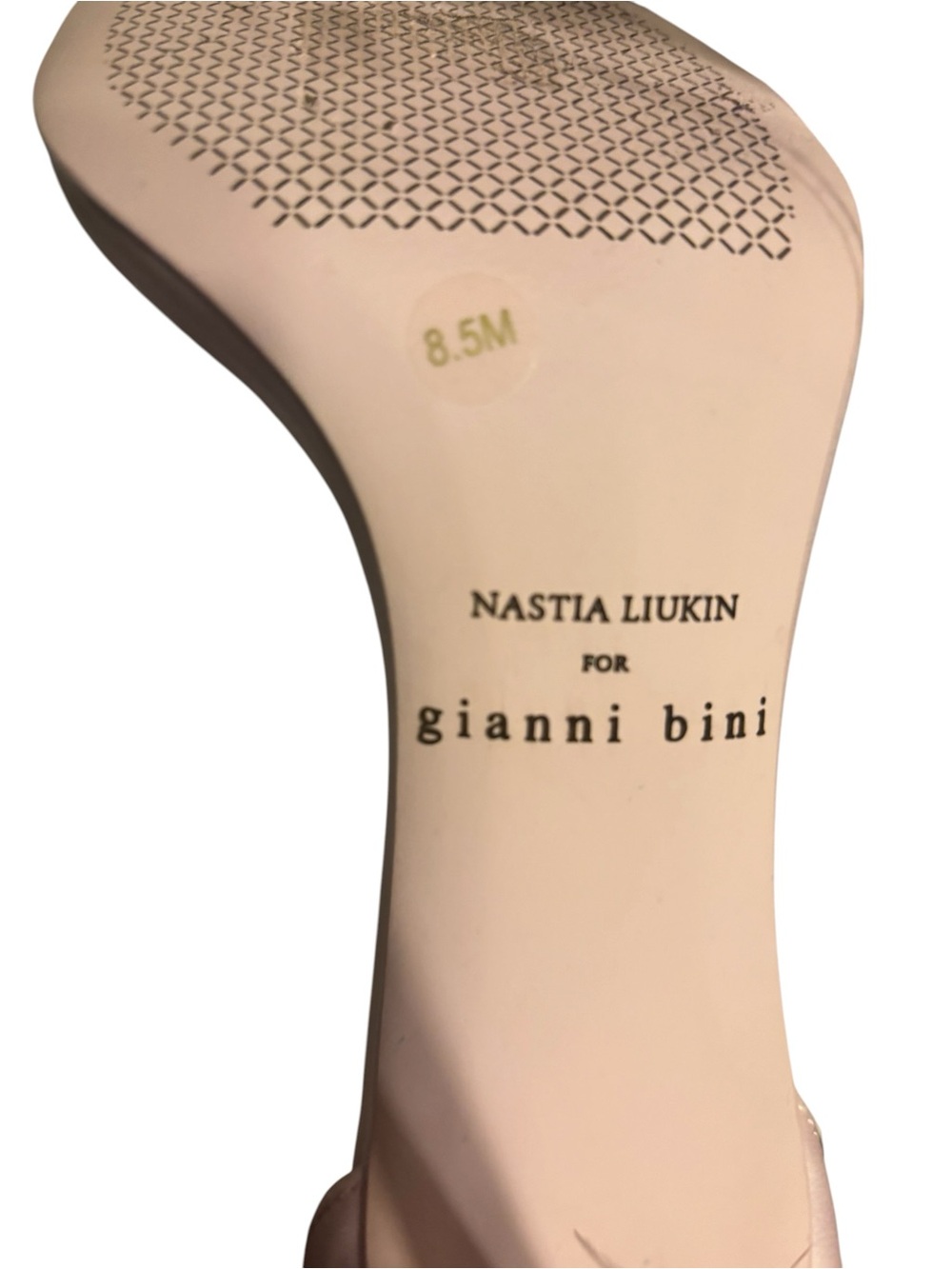 Gianni Bini Light Pink Feathered Heels - Nastia Liukin For Gianni Bini Size 8.5M - Picture 7 of 10